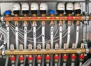 Come regolare i flussometri sui collettori Come regolare i flussometri sui collettori